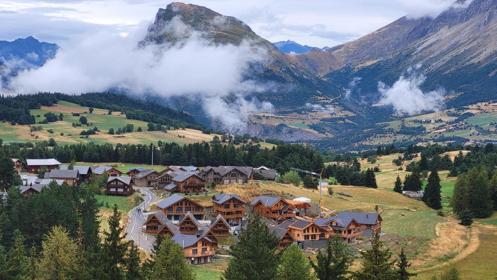 Appartement 4 A 6 Personnes - Chalets D'Aurouze - La Joue Du Loup Saint-Étienne-en-Dévoluy 外观 照片